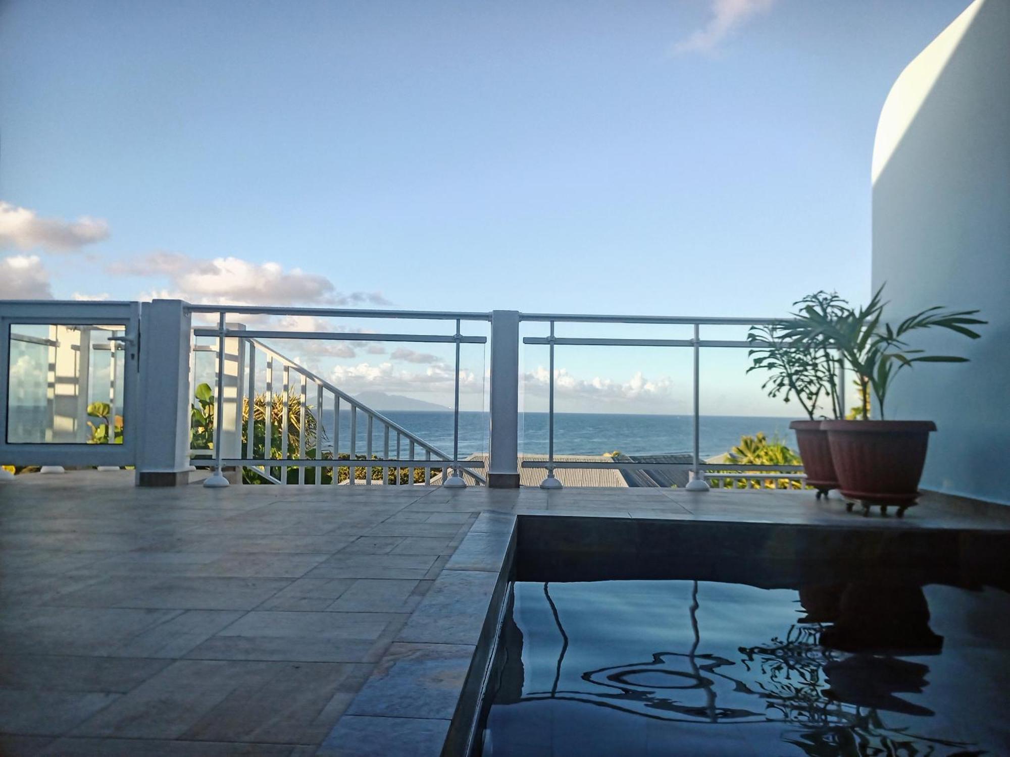 Aux Colibris Amoureux : Loft De Standing Avec Vue Mer グラン＝ブール エクステリア 写真